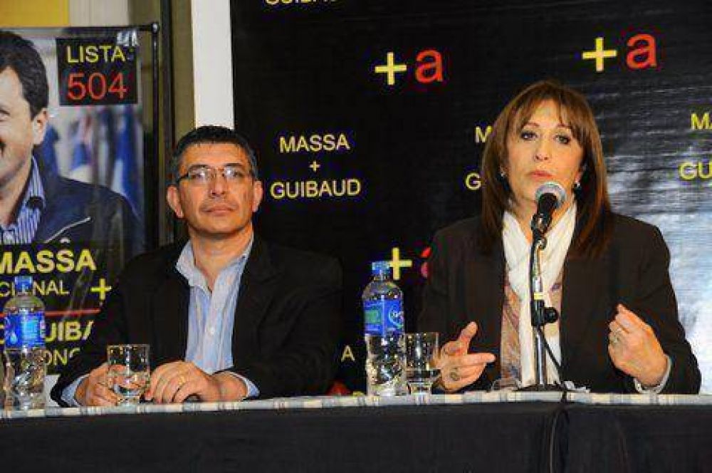 Mirta Tundis brind� una charla en Luj�n