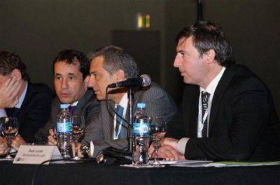 Oscar Luciani particip� de la cuarta edici�n de �Megaciudades�