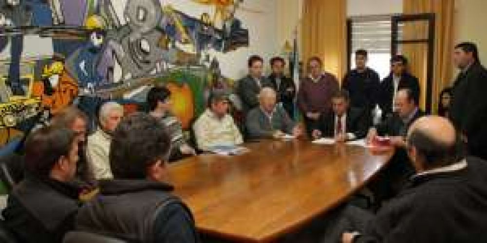 El 26 no abrir�n los s�per, shoppings ni comercios