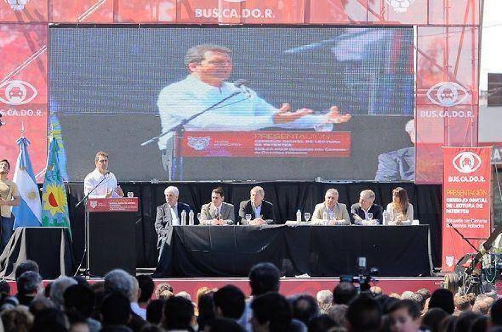 Massa present� el nuevo cerrojo digital de lectura de patentes