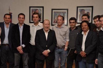 Insaurralde recibi� a los candidatos del FPV en los diversos municipios