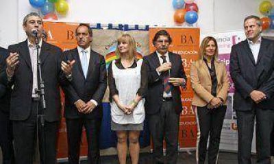 Ferraresi y Scioli recorrieron la UPA de Wilde