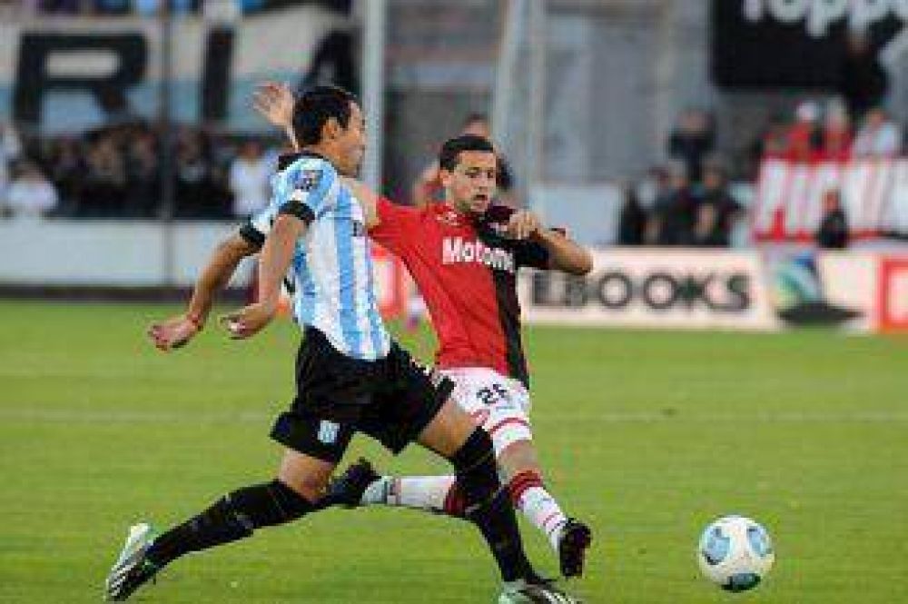 Racing y Newell�s se enfrentan en un duelo de �ltimo contra primero