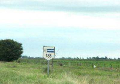 Preocupan sectores inundados en zonas urbanas a la vera de la Ruta 188