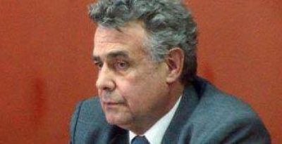 Duro rev�s para el juez Pedro Hooft