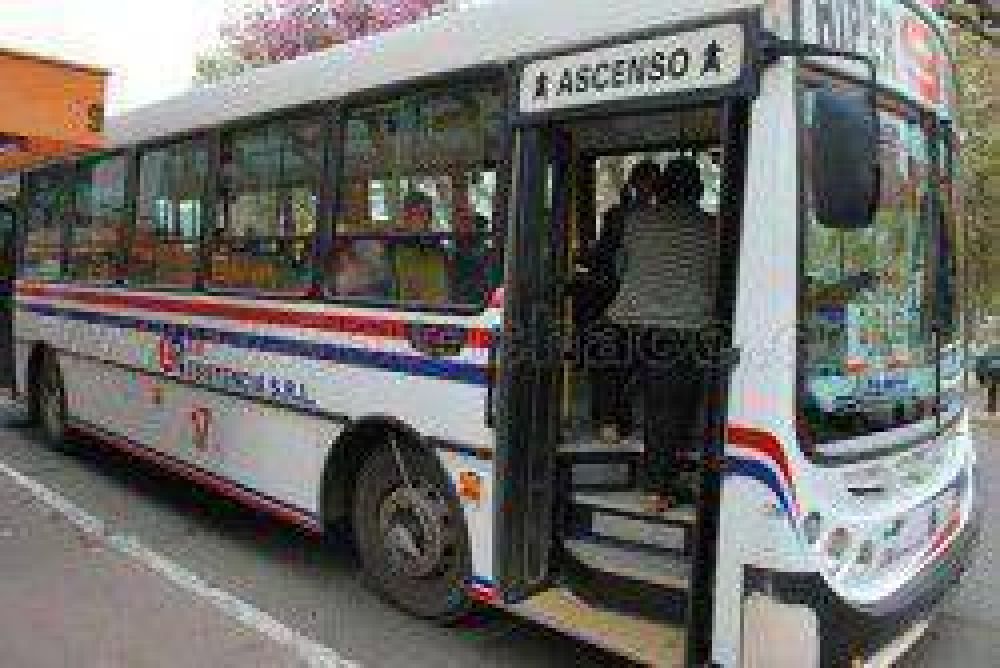 Boleto: Flores aclar� el fallo y sugiri� a la Municipalidad capacitar a sus abogados