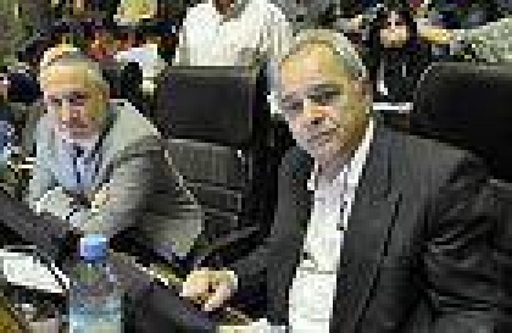 FORMAR�N AGENTES SANITARIOS