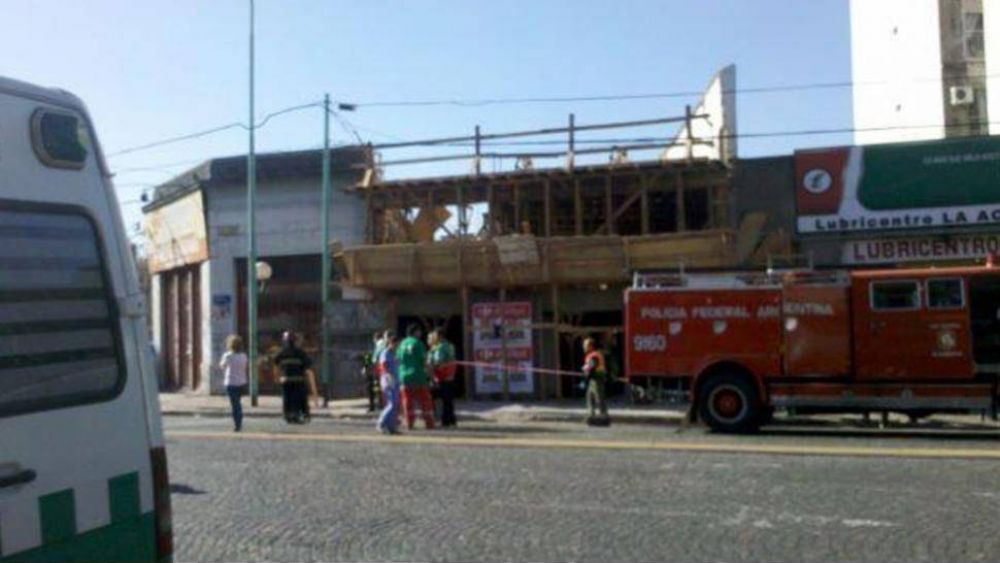 Un muerto y un herido en un derrumbe en Villa Urquiza