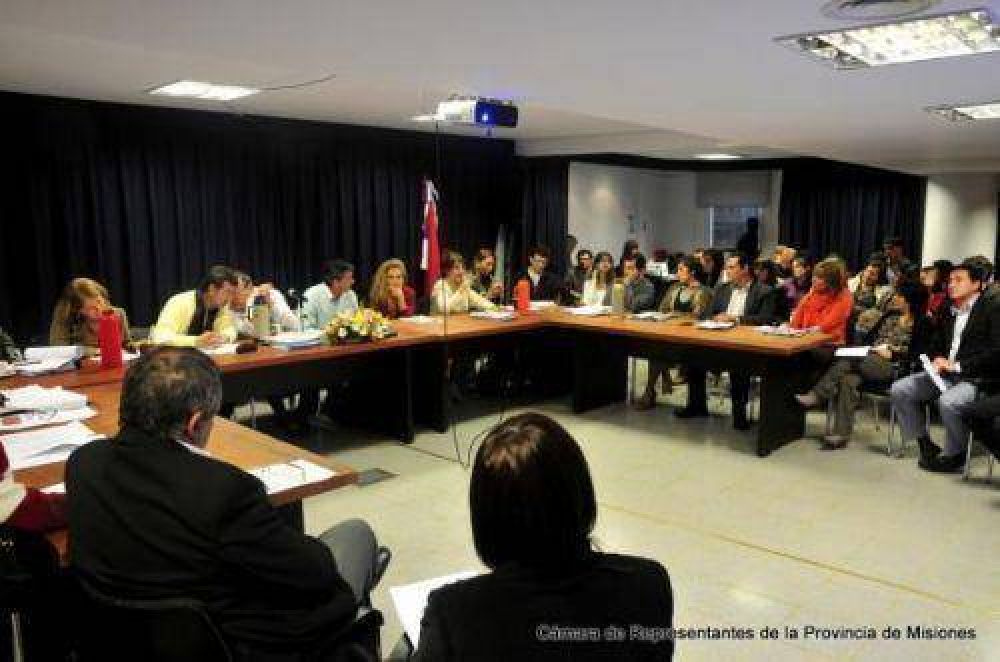 Ultiman modificaciones a los c�digos Penal, Civil y Comercial de la provincia