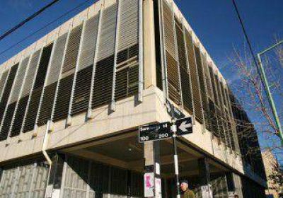 Deber� pagar $100.000 por no reconocer a hija