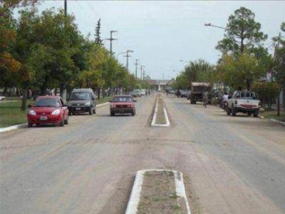 Se abri� la puerta de un auto, el acompa�ante sali� despedido y fue chocado por otro veh�culo 
