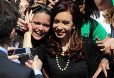 CFK y la m�stica kirchnerista: "Aunque no haya agua, nos tiramos a la pileta"