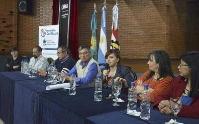 JORNADA DEBATE SOBRE LA VIOLENCIA CONTRA LAS MUJERES EN EL TRABAJO