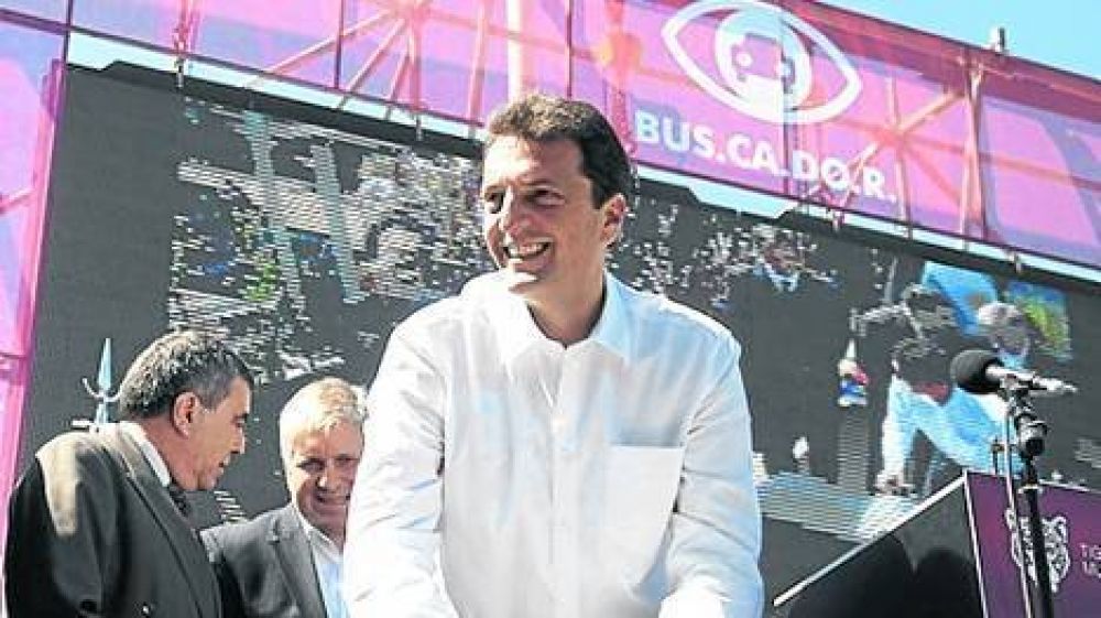 El massismo tambi�n busca armar un bloque propio en el Senado