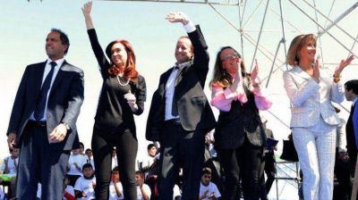 Furor en las redes sociales por las calzas de la Presidente