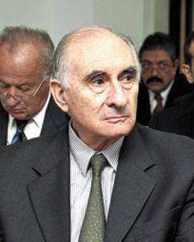 Con De la R�a como �instigador�