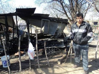 Se incendi� una casa en Villa Piol�n