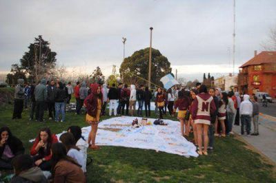 La previa de la primavera se vivi� en el Parque Mitre