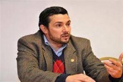"Contin�a la estupidez humana de acelerar�