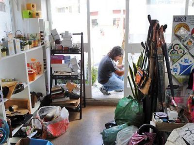 Comerciantes afectados por la explosi�n enfrentan la incertidumbre de reabrir