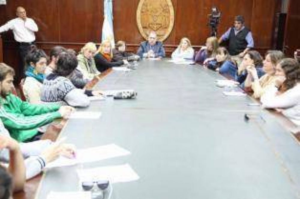 El rector y los estudiantes abrir�n rondas de di�logo