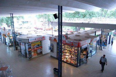 Cierran un local de alfajores en la Terminal de Carlos Paz