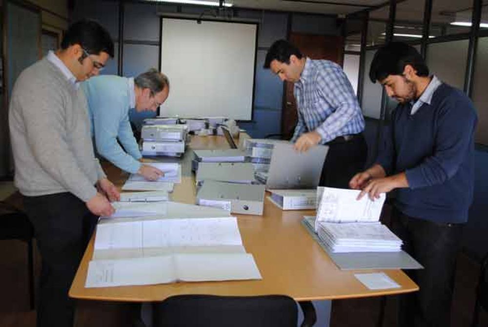 El Gobierno recibi� el proyecto ejecutivo para el nuevo Hospital
