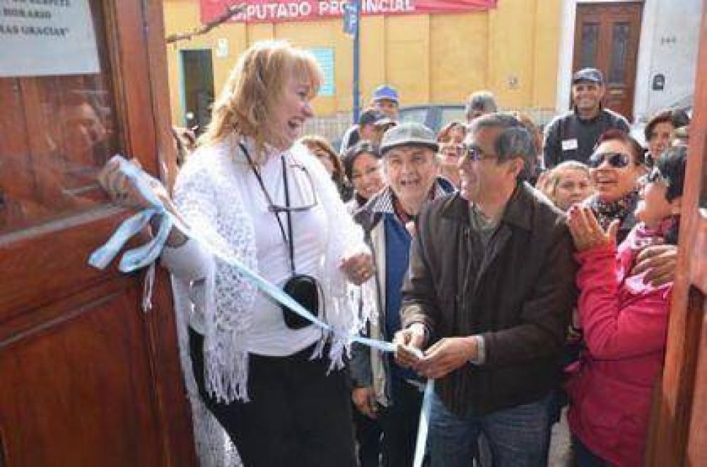Urquiza agrupa a las bases