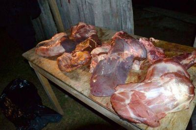 En dos d�as m�s de media tonelada de alimento en mal estado fue decomisado