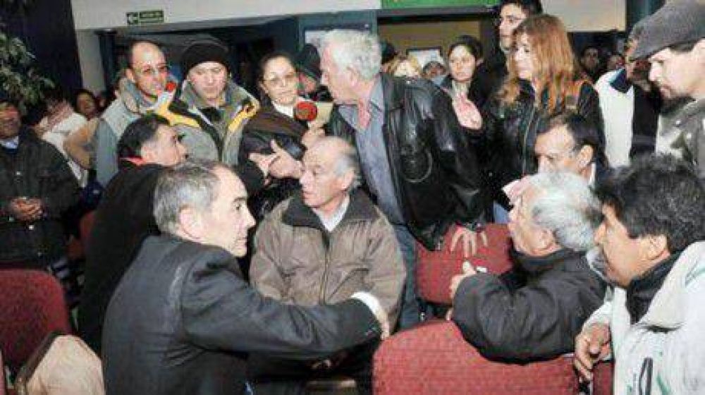 Sin aumentos: se suspendi� la asamblea de delegados