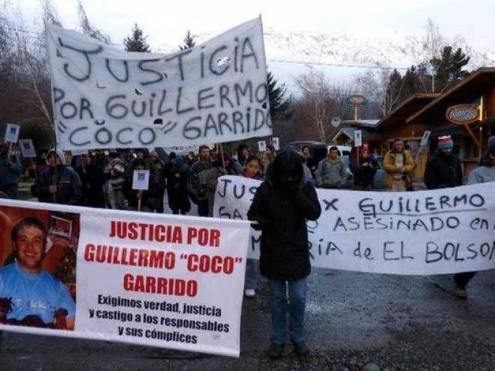Tres polic�as imputados por muerte de Garrido