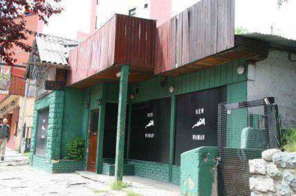 Clausuran dos prost�bulos de Bariloche