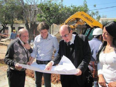 �Las obras h�dricas en Villa Maip� muestran el compromiso de Cristina�