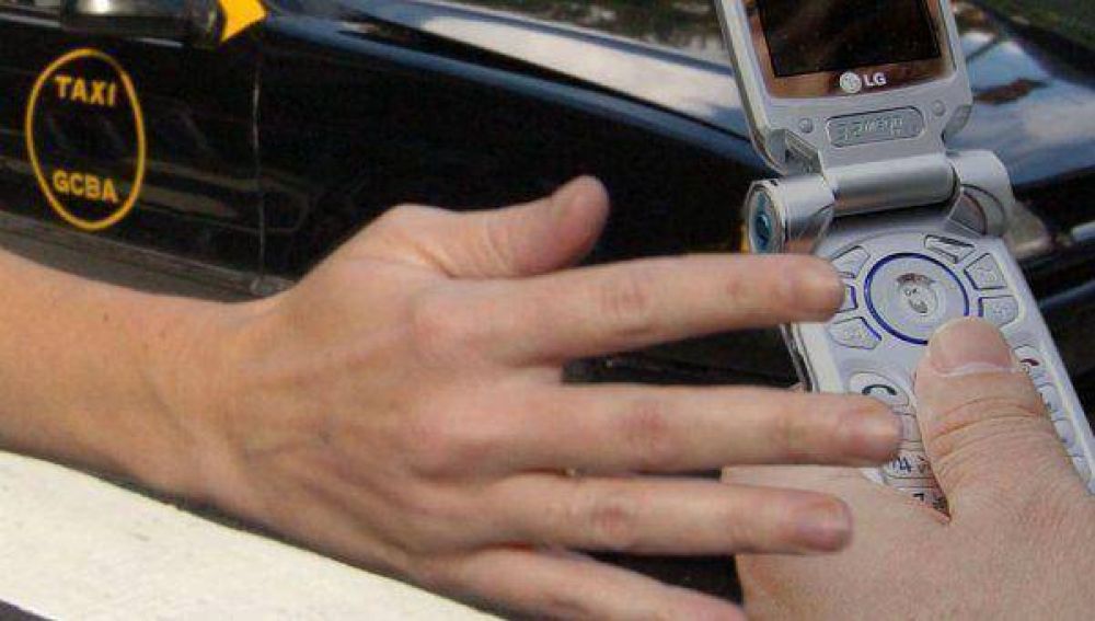 Cada d�a, a 2.055 chicos les roban su tel�fono celular