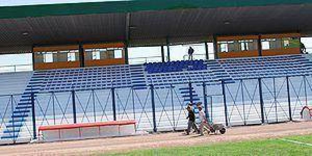 Impecable aspecto del estadio Antonio Romero