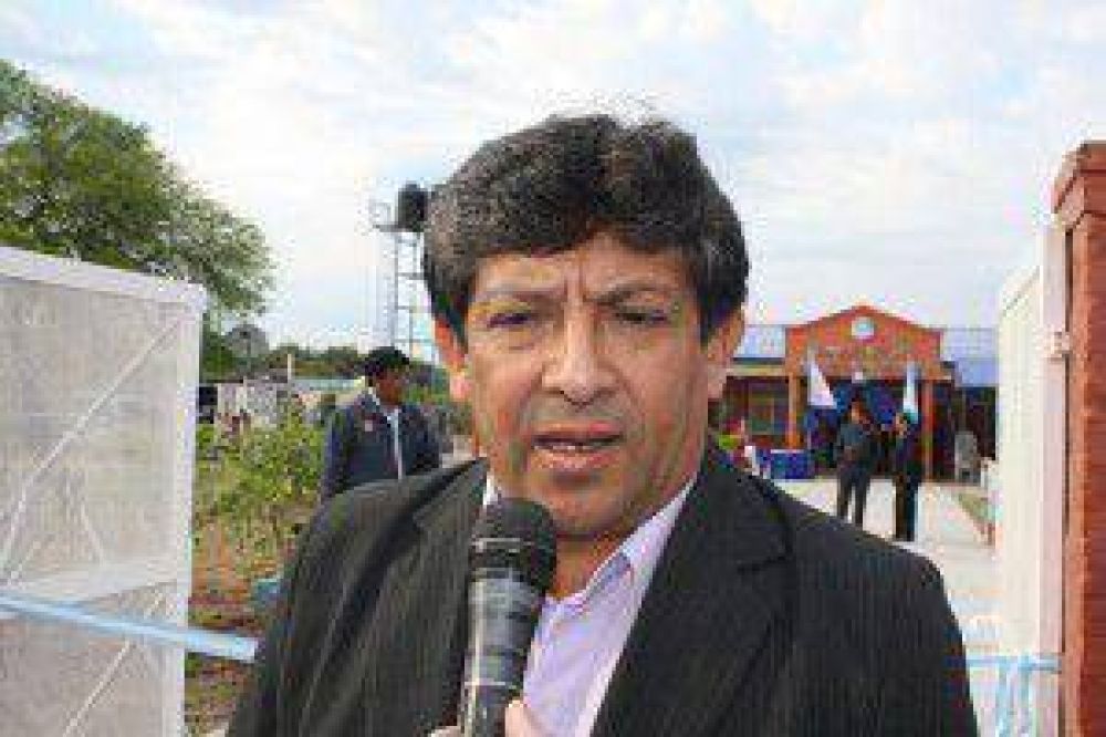 Intendente tigrense acuso a Buryaile de �intentar boicotear fiesta de refundaci�n�