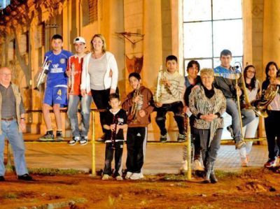Todo un barrio detr�s del sue�o de cien chicos con una gran pasi�n por la m�sica