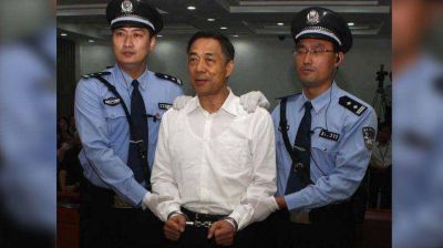 Un drama chino: Bo Xilai, de estrella comunista a prisi�n perpetua