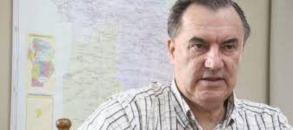 De la Sota apartar�a al ministro Scalerandi