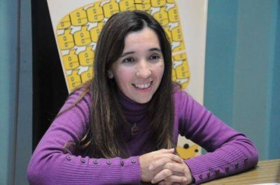 �La lucha de la mujer es por la dignidad de la persona y nos afecta a todos�