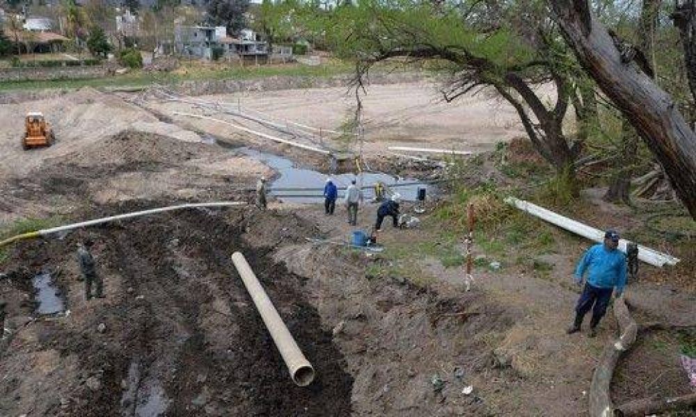 Invierten $ 1,6 mill�n para optimizar servicio de agua potable en Carlos Paz