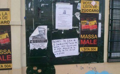 El zuccarismo niega ser el autor de pegatinas pol�ticas en la fachada de una escuela