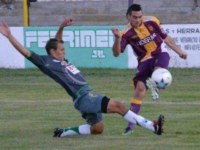 Argentino B: Bella Vista se qued� con el cl�sico ante Tiro