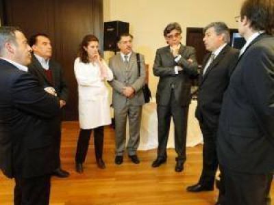 Morante consider� prioridad la formaci�n de los profesionales en la Salud P�blica
