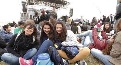 Miles de j�venes disfrutaron del Primavera Rock