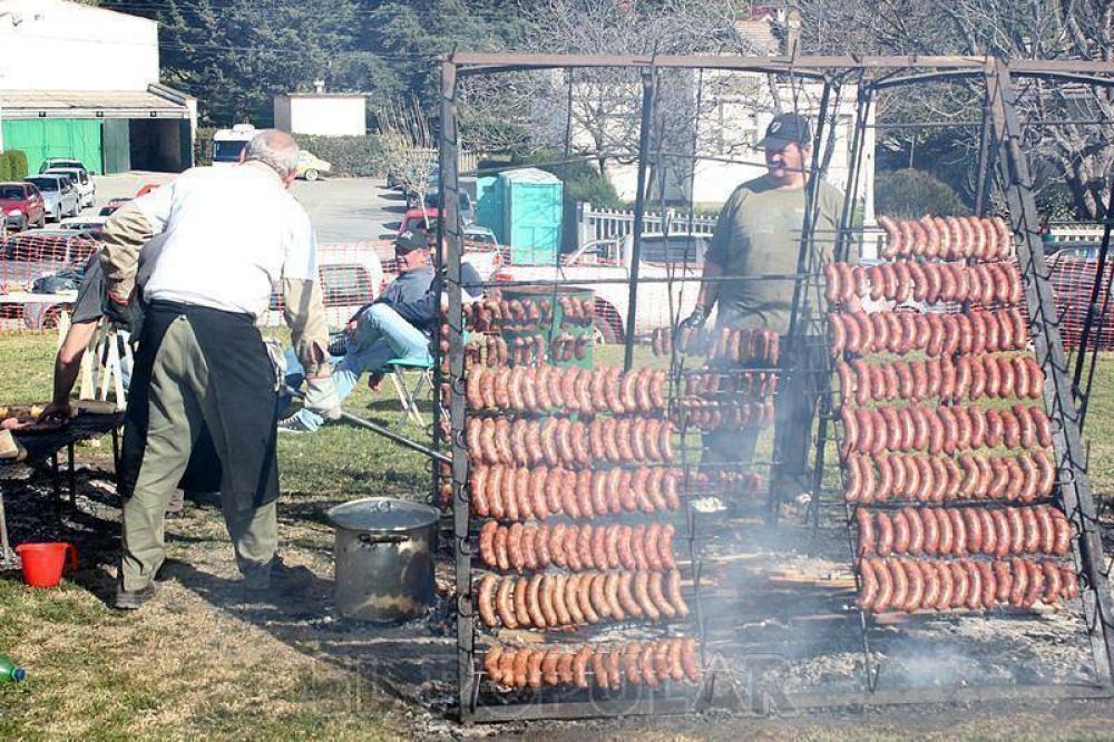 La Fiesta del Choripan Serrano convoc� a una multitud