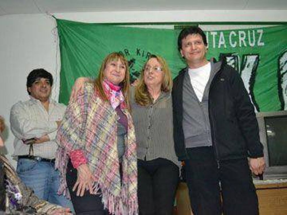 Alicia Kirchner inaugur� CIC junto a candidatos del FPV