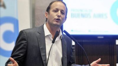 Insaurralde acusa a Massa de "victimizarse" tras el ataque en La Matanza
