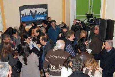 Con cr�ticas a Macri, Aluvi�n Ciudadano present� a los candidatos a diputados de la Ciudad