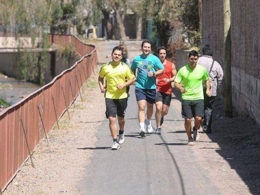 La ciclov�a de Luj�n est� frenada por vecinos y la falta de material
